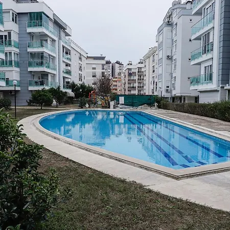 Lara Apartment